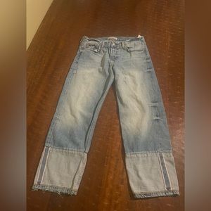 Zara woman premium denim collection jeans in great condition!! No damages.